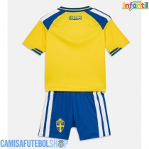 Camisa de time de futebol Suécia Replicas 1º Equipamento Infantil Mundo 2026 Manga Curta (+ Calças curtas)